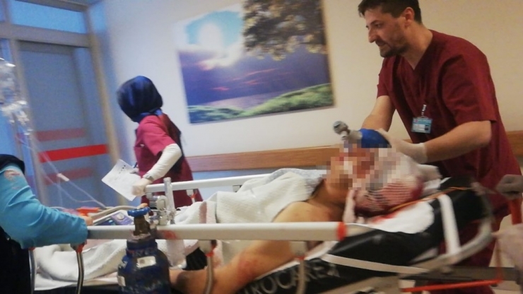 Bunalıma Girdi, Kendini Tabancayla Kafasından Vurdu