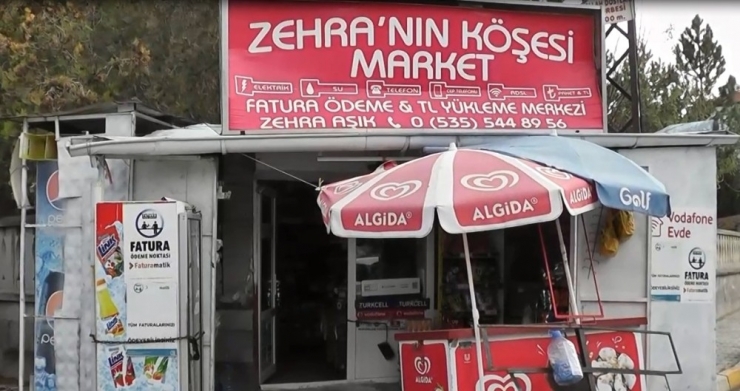 Engelli Zehra 10 Yıldır Esnaflık Yapıyor