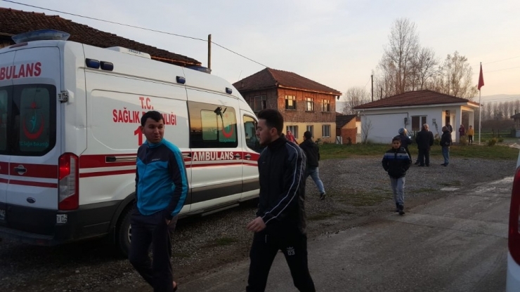 Yangına Müdahale Etmek İstedi Dumandan Etkilendi