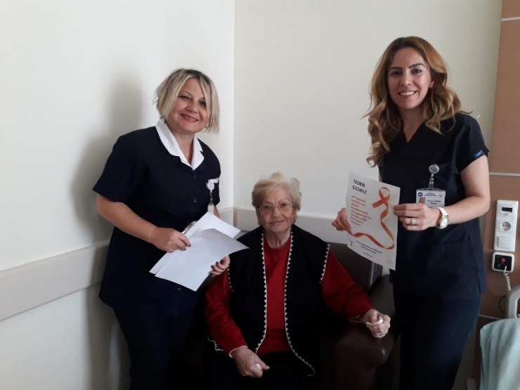 Erdek’te “Dünya Aıds Günü” Bilgilendirmesi