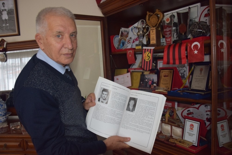 Efsane Kaptandan Eski Yöneticilere Sitem