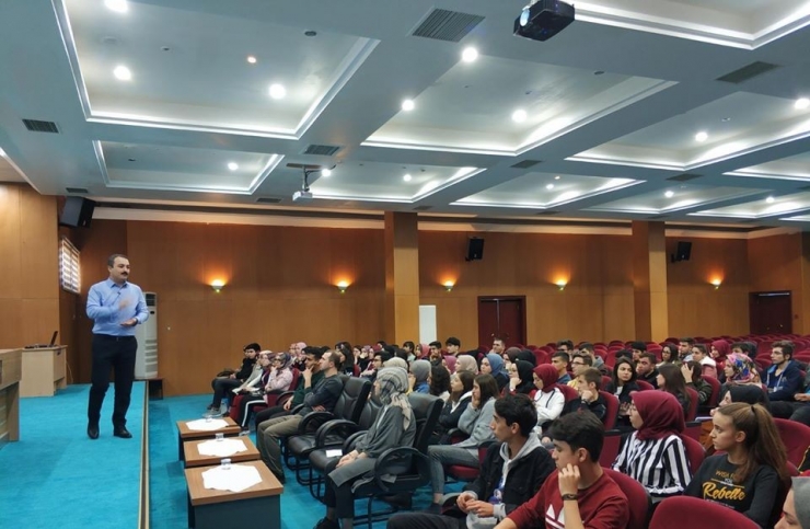 Etibor Genel Müdürü Emetli Öğrencileri Ziyaret Etti