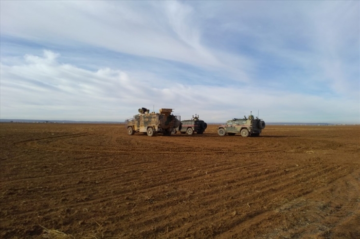 Msb: "Fırat’ın Doğusunda Türk Ve Rus Askeri Unsurlarının Ayn El Arap Bölgesinde Dörder Araç Ve İha’larla İştirak Ettiği 13’üncü Ortak Kara Devriyesi Planlandığı Gibi İcra Edildi."