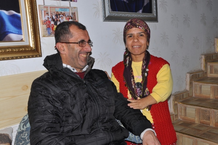 1.30’luk Özge İle Görme Engeli Rıza Demir’in Bitmeyen Aşkı