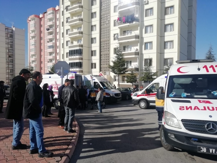 Kayseri’de Beton Mikseri, Halk Otobüsüne Çarptı: 16 Yaralı