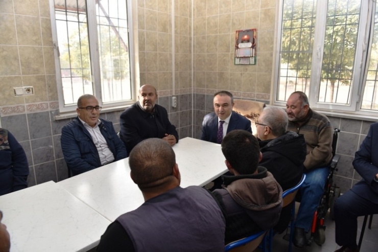 Vali Soytürk Engelliler İle Bir Araya Geldi