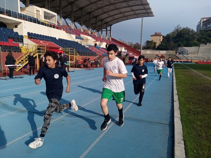 Madenciler İçin Koştular