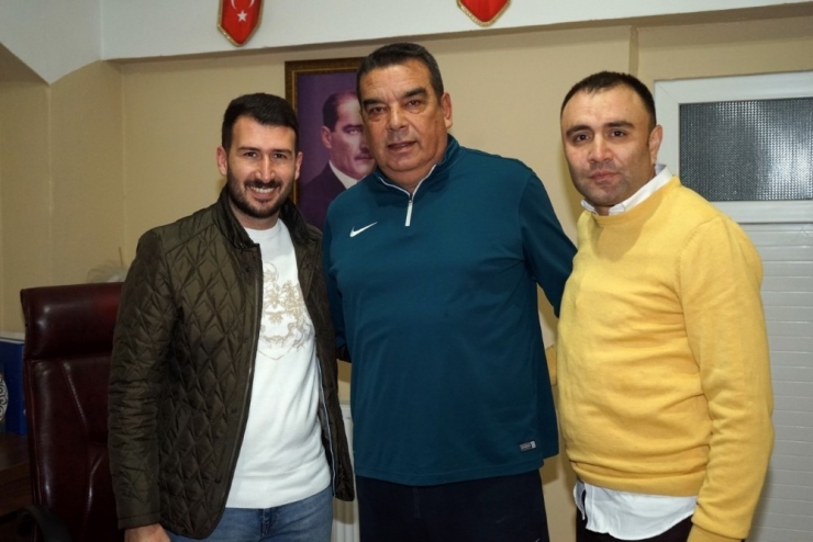Nevşehir Belediyespor’da Voleybol Mustafa Çakır’a Emanet