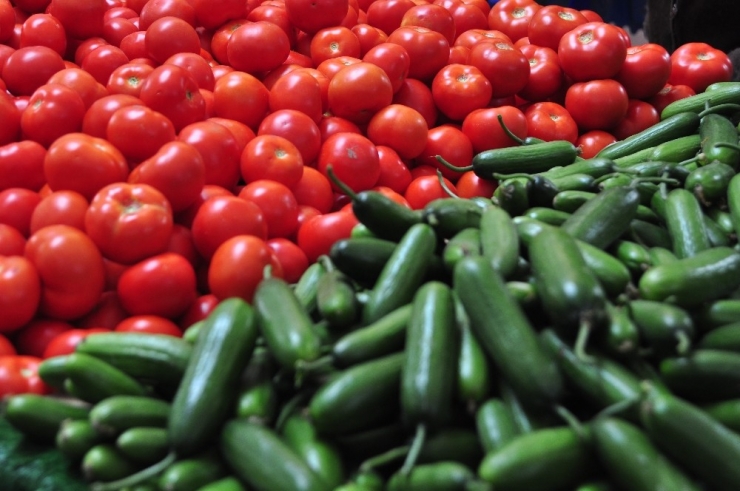 Tarladan Seraya Geçen Domates Fiyatı En Çok Artan Ürün Oldu