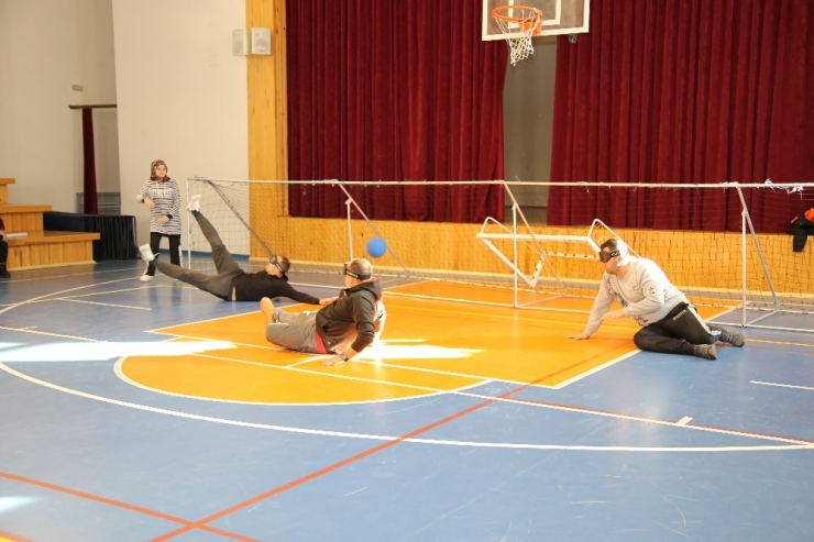 Tokat’ta Dünya Engelliler Günü’ne Özel Farkındalık Maçı