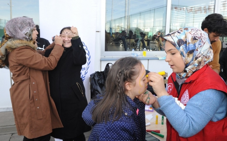 Özel Bireyler Beşirli Spor Kompleksinde Doyasıya Bir Gün Geçirdiler