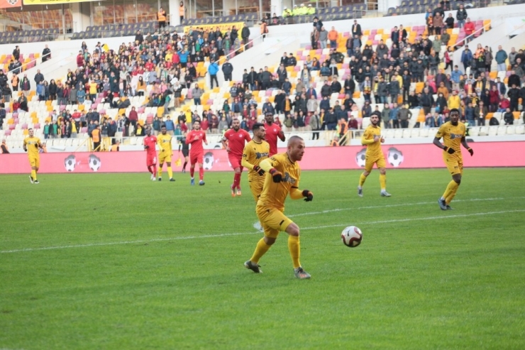 Ziraat Türkiye Kupası: Yeni Malatyaspor: 3 - Keçiörengücü: 1 (Maç Sonucu)