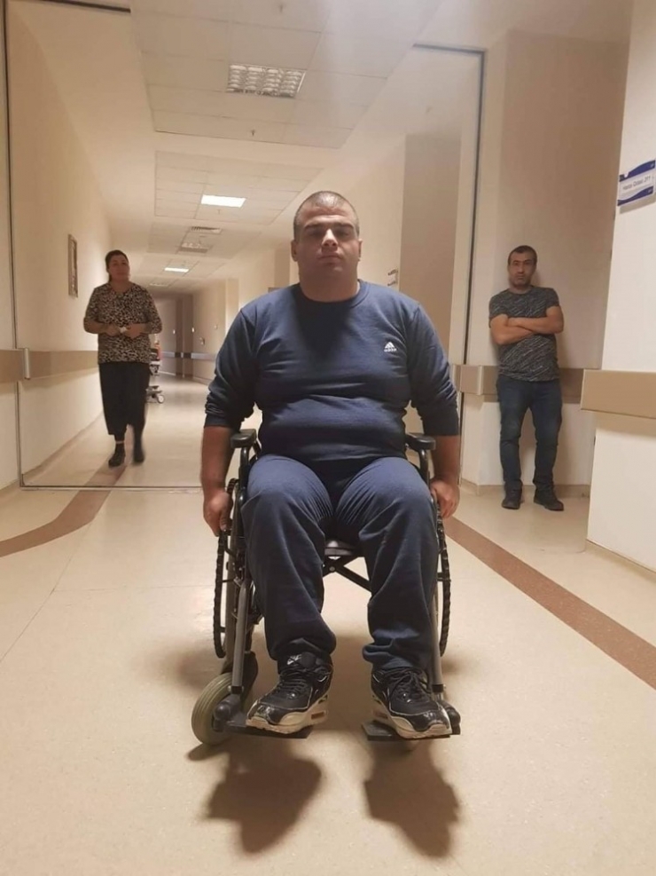 Düştü Felç Oldu, 19 Yıl Sonra Kuşadası’nda Yürüdü
