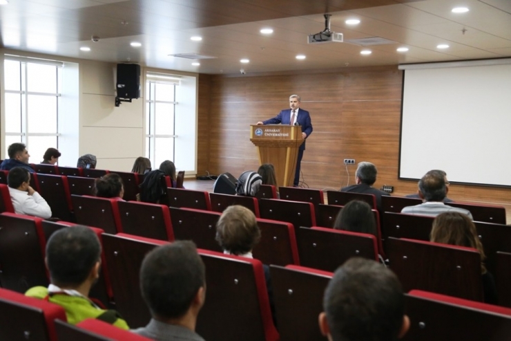 Asü Rektörü Şahin: “İhtisaslaşmada Asıl Önemli Nokta Sürdürülebilir İşler Üretmek”