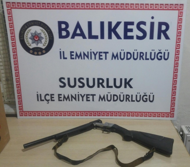 Balıkesir’de 5 Silah Ele Geçirildi
