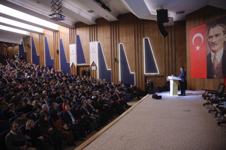 Enerji İletişim Zirvesi’nin İlki Gerçekleştirildi