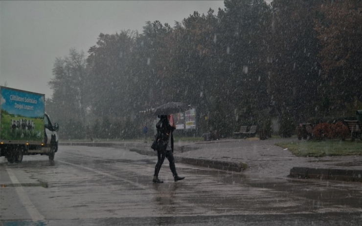 Eskişehir Beyaza Büründü