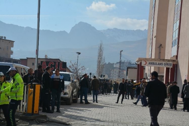 Öğrenci Servisi Şarampole Yuvarlandı: 2 Ölü, Çok Sayıda Yaralı