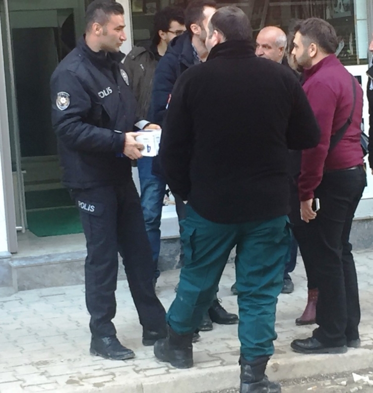 Hollanda’dan Kargo İle Gönderilen Koliden Kokain Çıktı