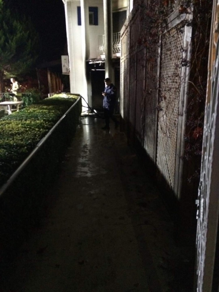 İzmir’de Yangın Dehşeti: 2 Ölü, 1 Yaralı