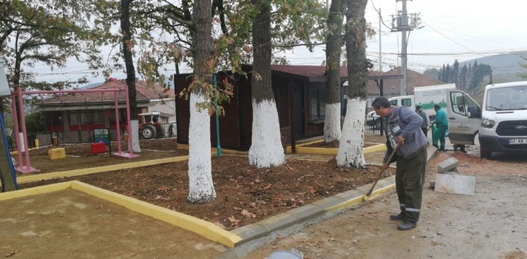 İzmit Belediyesi’nden Ambarcı Mahallesi’ne Muhtarlık Ofisi