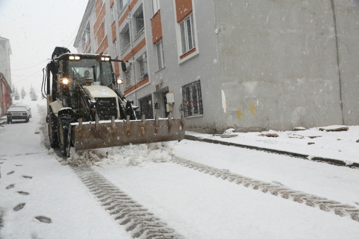 Odunpazarı’nda Karla Mücadele Çalışmaları