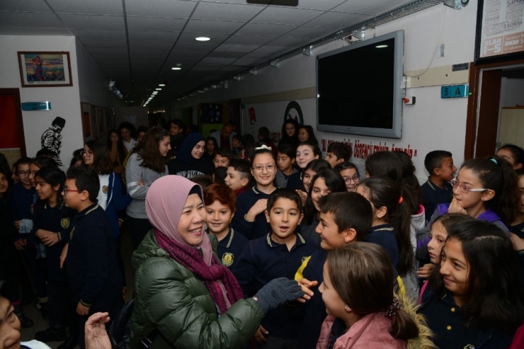 Malezya’dan Gelen Turist Kafilesi, Okullarda Eğitim Sistemini İnceledi