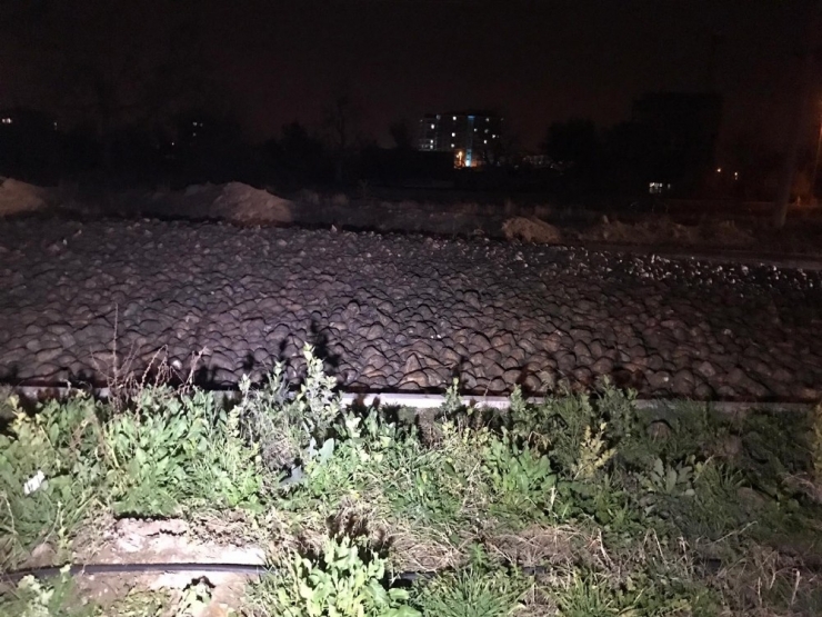 Konya’da Pancar Yüklü Tır Devrildi