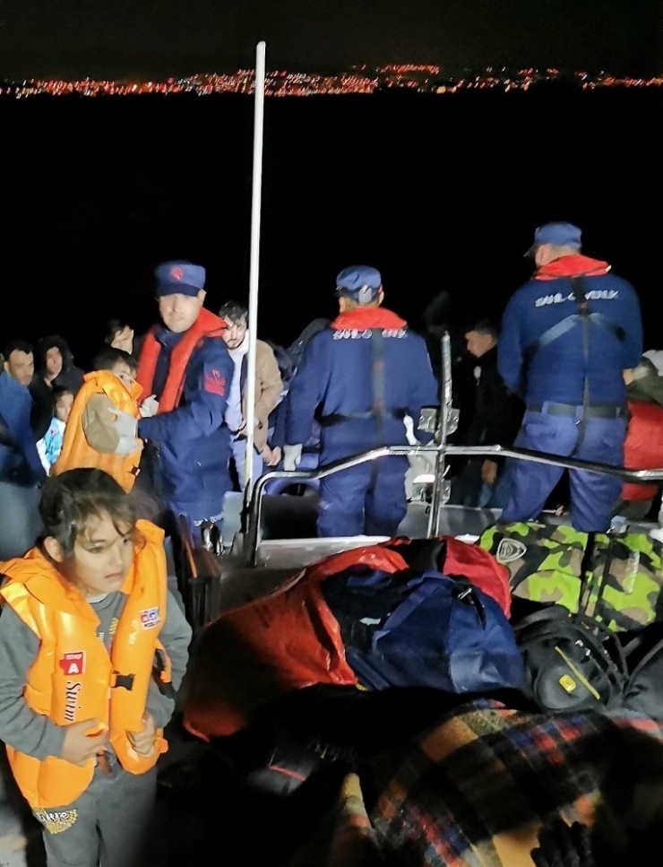 Kuşadası’nda 40 Düzensiz Göçmen Yakalandı