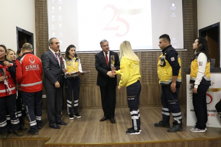112 Acil Sağlık Hizmetlerinin Kuruluşunun 25. Yılı Kutlandı