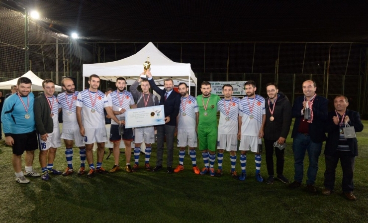 Yeşil Çevre’nin Futbol Turnuvası Sona Erdi