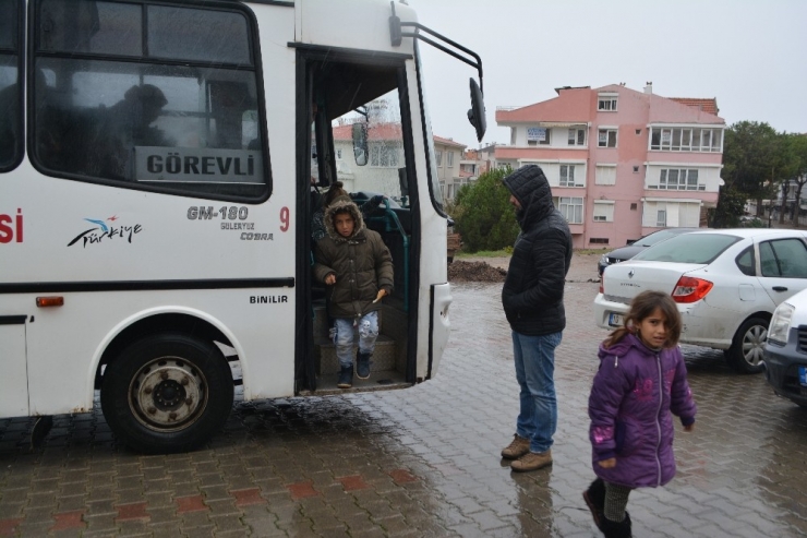 Ayvalık’ta 29 Düzensiz Göçmen Sahil Güvenlik Ekiplerince Kurtarıldı