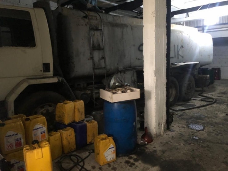 Adana’da 14 Bin Litre Kaçak Akaryakıt Ele Geçirildi