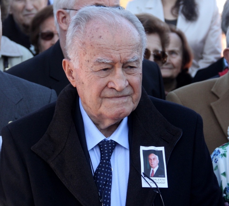 Valinin İsmini Kullanarak Vakfı Dolandırdılar