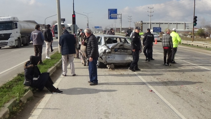Bursa-ankara Yolunda Zincirleme Kaza: 3 Yaralı