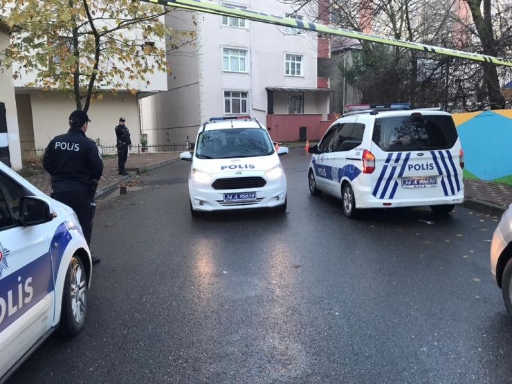 Çekmeköy’de Silahlı Kavga: 1 Yaralı