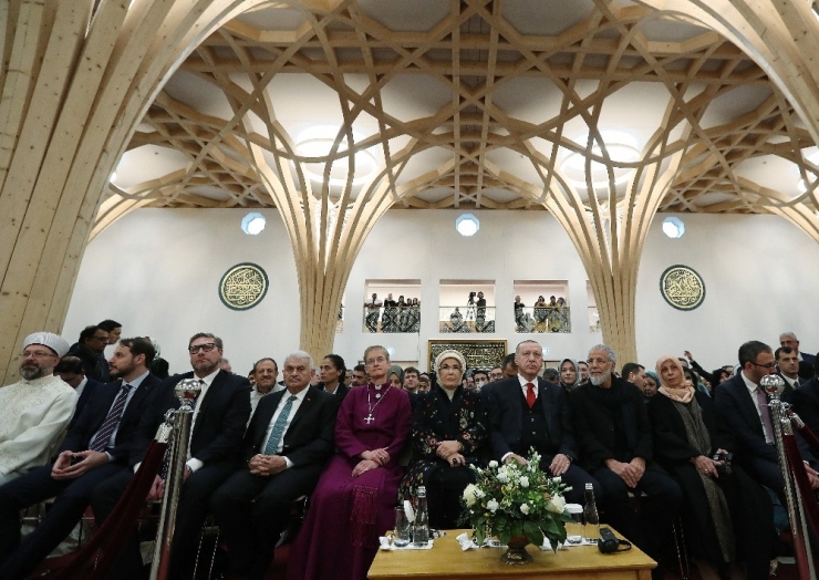 Cumhurbaşkanı Erdoğan Cambridge Camii’nin Açılışını Yaptı