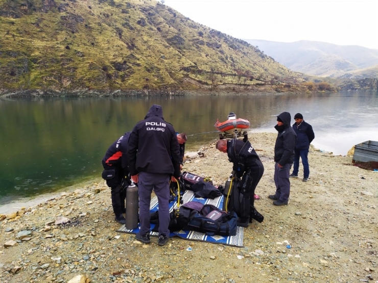 Kayıp Sürücü 4 Gündür Nehirde Aranıyor