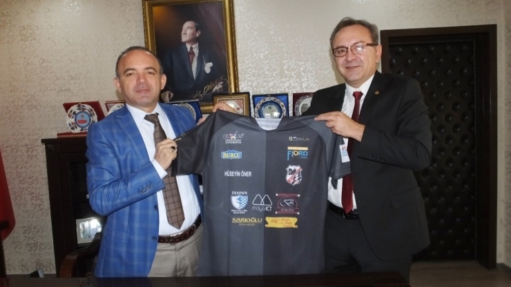 Burhaniye’de Satranç Turnuvası Düzenlenecek