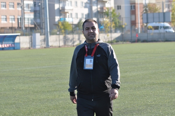 Sanayi Esnafspor Şampiyonluğa Odaklandı