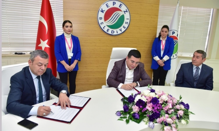 Kepez’den Antalya’ya Köy Pazarı