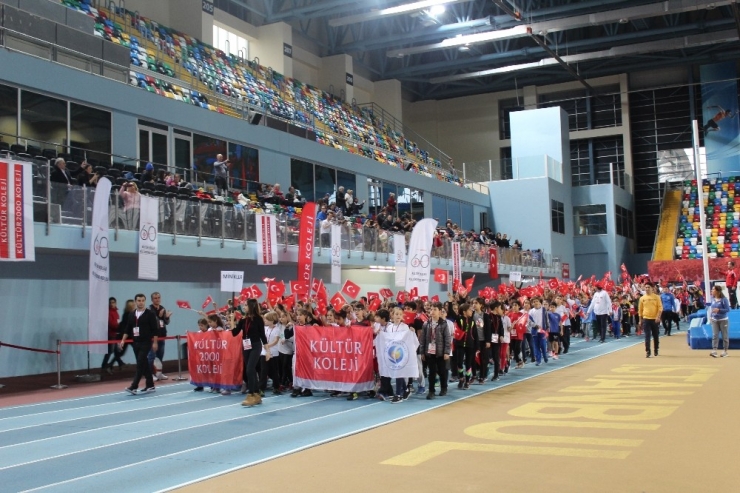 60. Yıl Atletizm Şampiyonası’nda Miniklerden Kıyasıya Mücadele