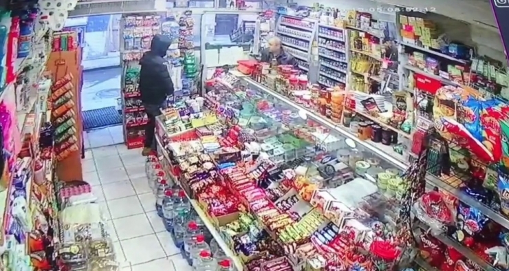 Şişli’de Yabancı Uyruklu Şahıs Bacağından Bıçaklandı