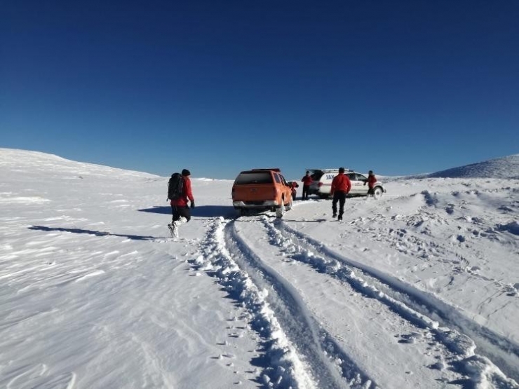 Uludağ’da Kayıp İki Dağcıyı Arama Çalışmaları 86 Saate Ulaştı