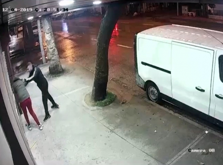 Bir Kadına Şiddet Görüntüsü De Bursa’dan