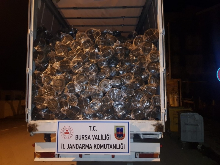 Tsk İçin Üretilen Nano Teknoloji Kamuflaj Kıyafetlerini Çalan Hırsızlar Jandarma Ve Mit’in Operasyonuyla Yakalandı