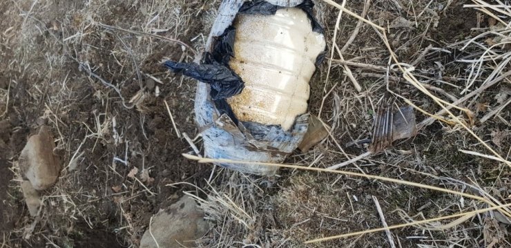 Yüksekova’da 2 Adet Eyp Ele Geçirildi