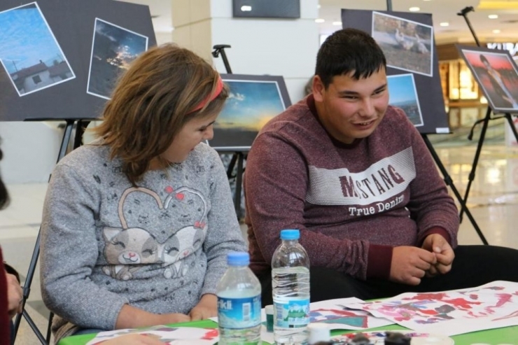 Kırka Özel Eğitim Öğrencilerinden Anlamlı Sergi