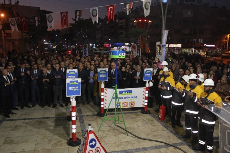 Manisa’da İlk Doğal Gaz Şehit Ailesinin Evine Bağlandı