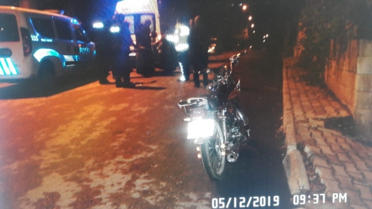 İslahiye’de Motosiklet Kaldırıma Çarptı: 1 Yaralı